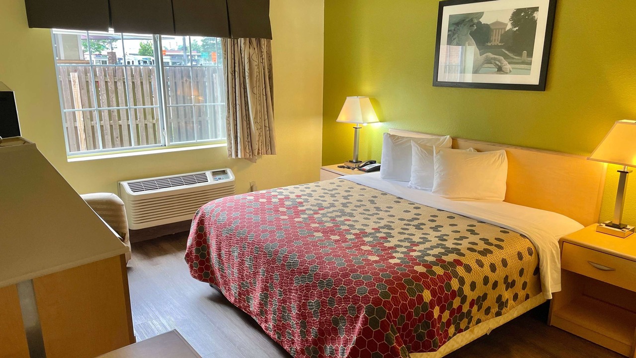 Photo of Bedroom in Gloucester City