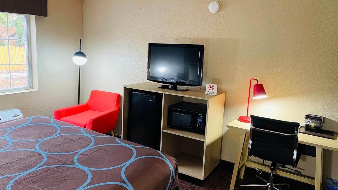 Photo of Bedroom in Gloucester City