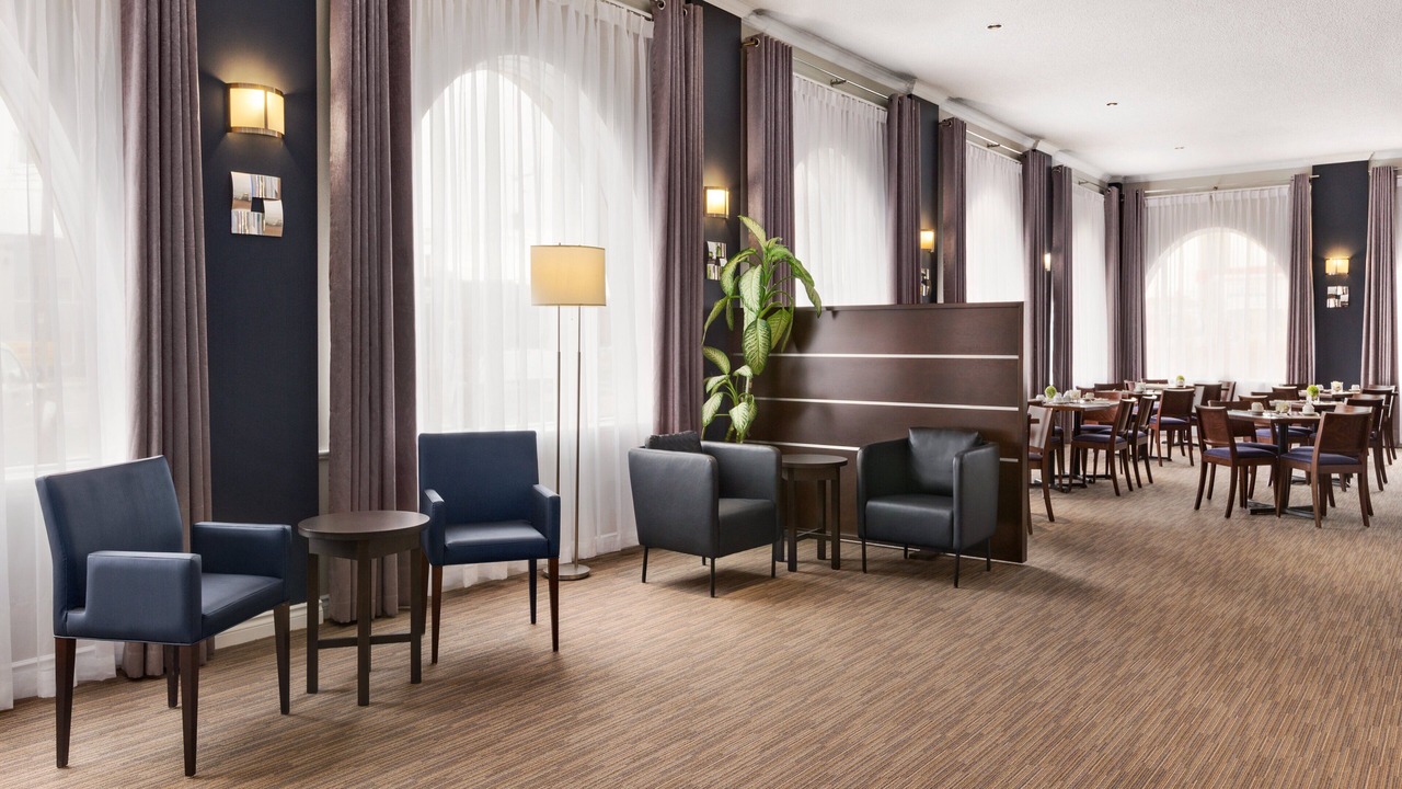 Photo of Livingroom in Saint-Laurent