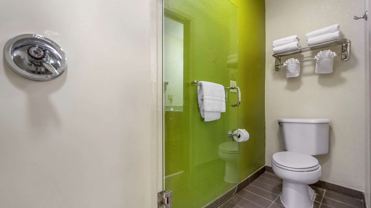 Photo of Bathroom in Grand Island