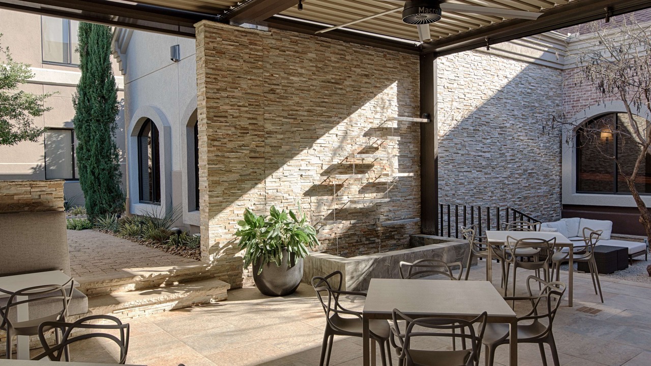 Photo of Patio Balcony in Las Colinas