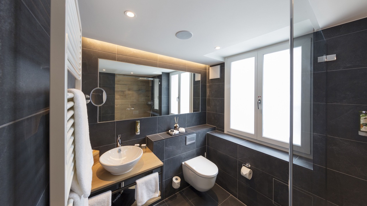 Photo of Bathroom in Center