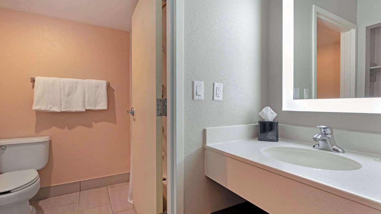 Photo of Bathroom in Fossil Creek