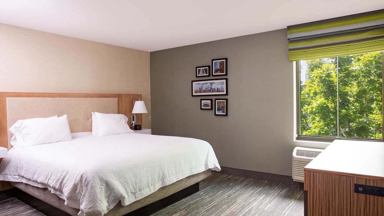 Photo of Others in Lower Queen Anne