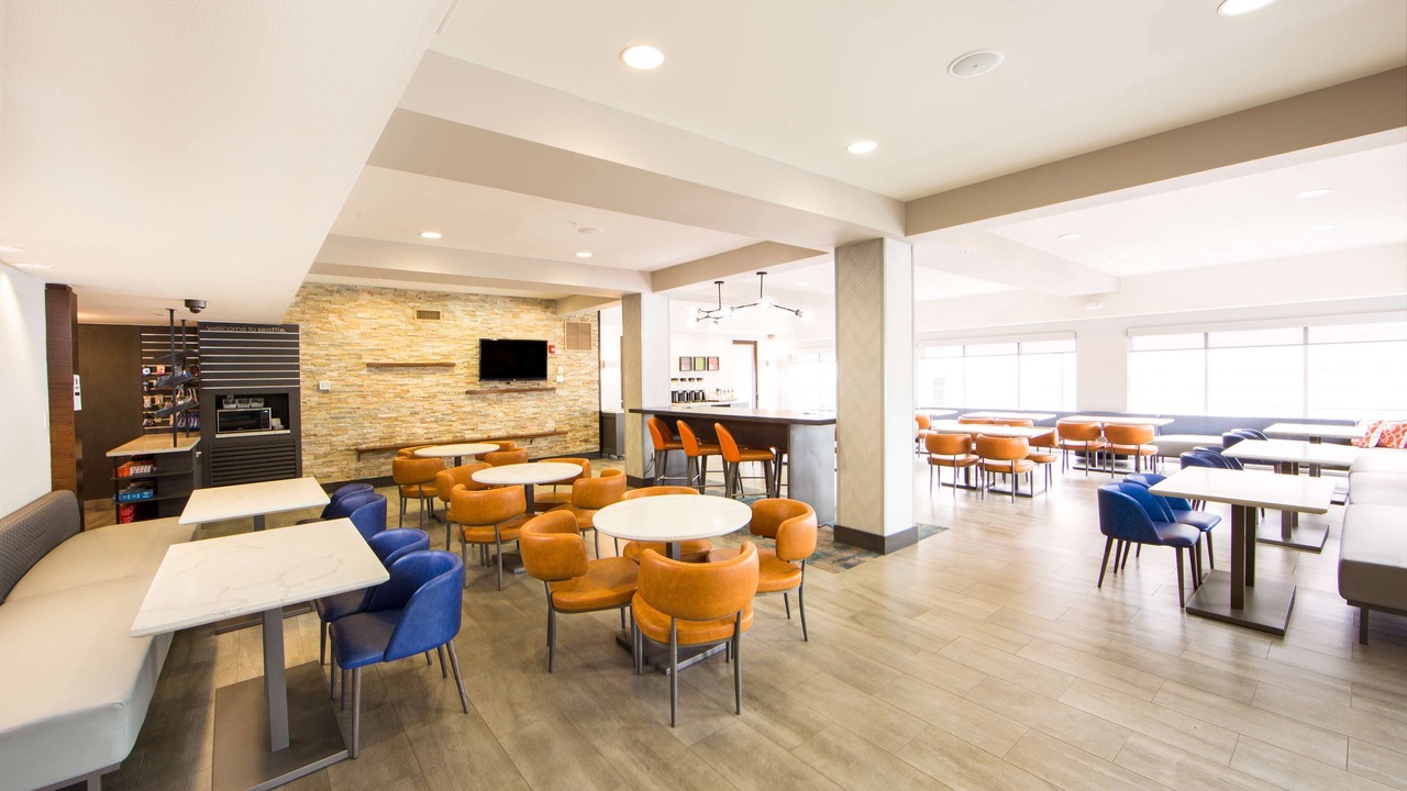 Photo of Others in Lower Queen Anne