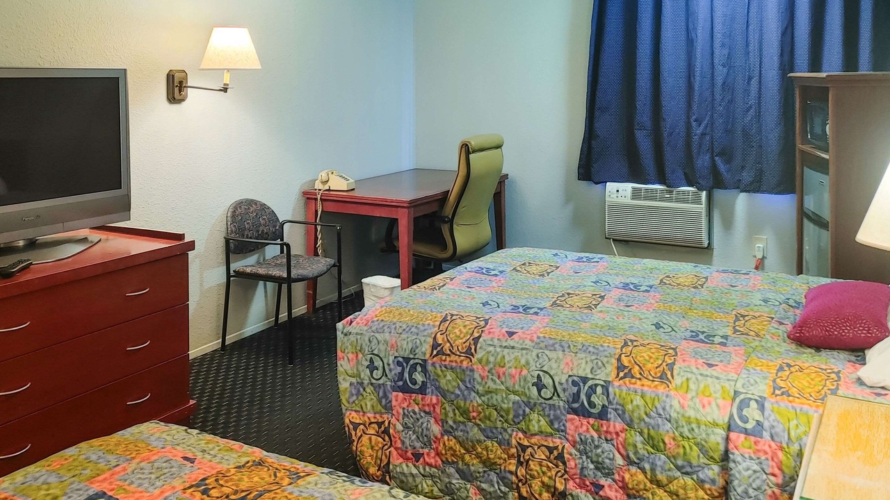 Photo of Bedroom in SeaTac