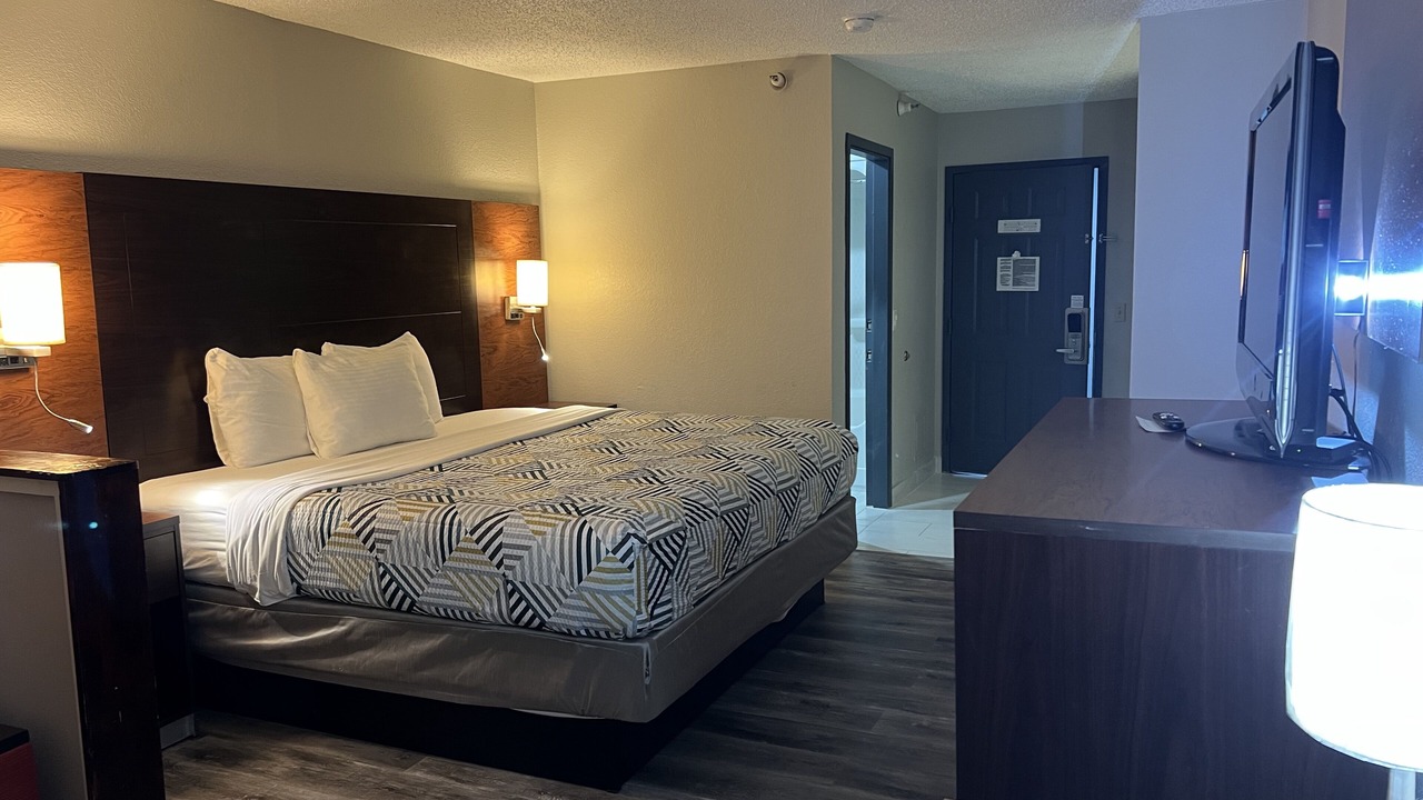 Photo of Bedroom in Tulsa
