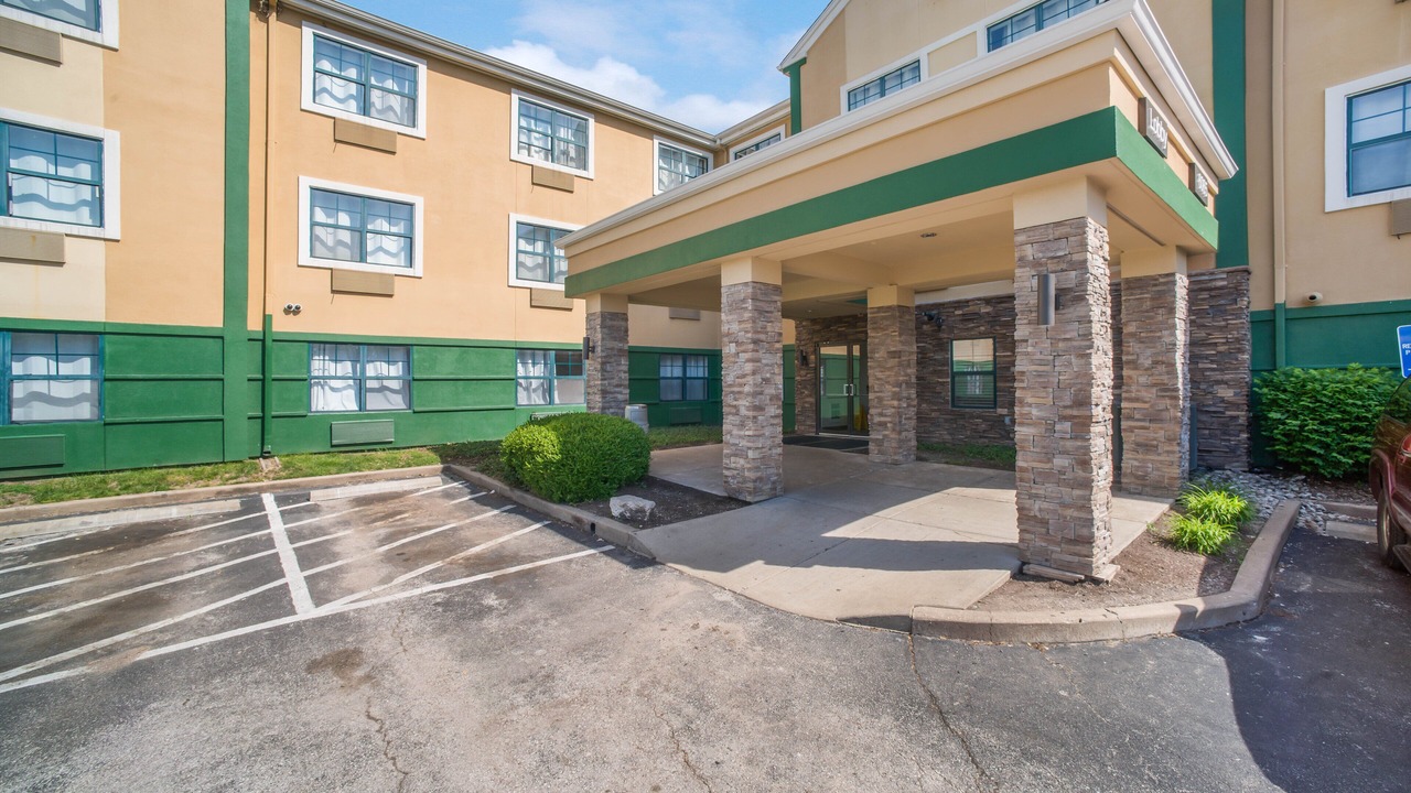 Photo of Outdoor in Airport Township