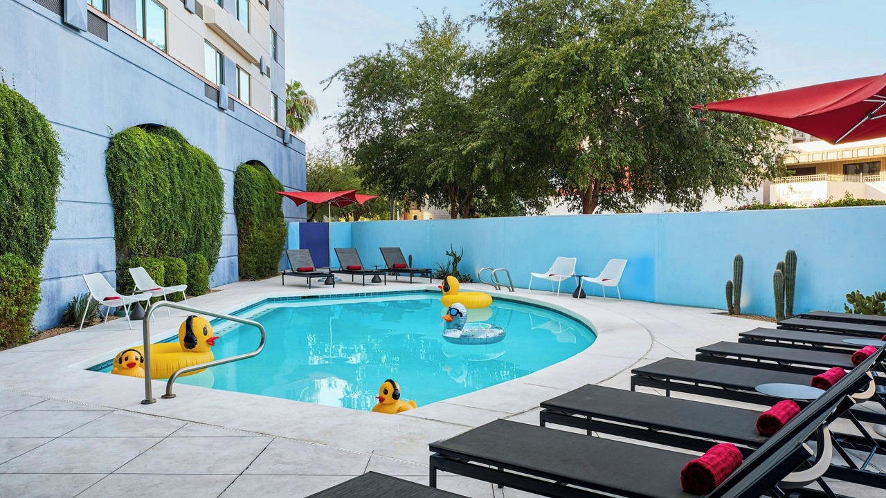 Photo of Outdoor in Entertainment District