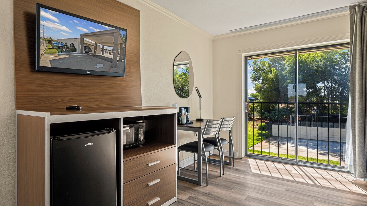 Photo of Bedroom in Folsom Road