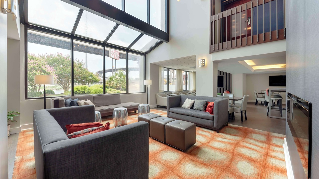 Photo of Livingroom in North Loop