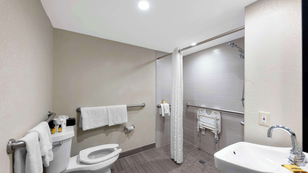 Photo of Bathroom in North Loop