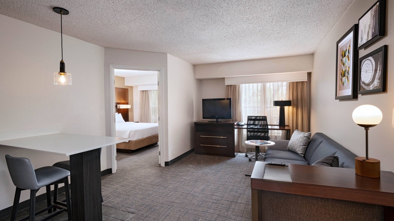 Photo of Livingroom in Gateway