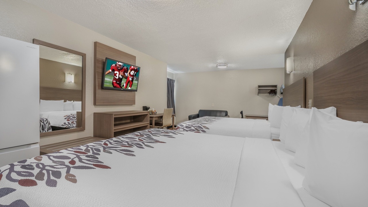 Photo of Bedroom in US 290