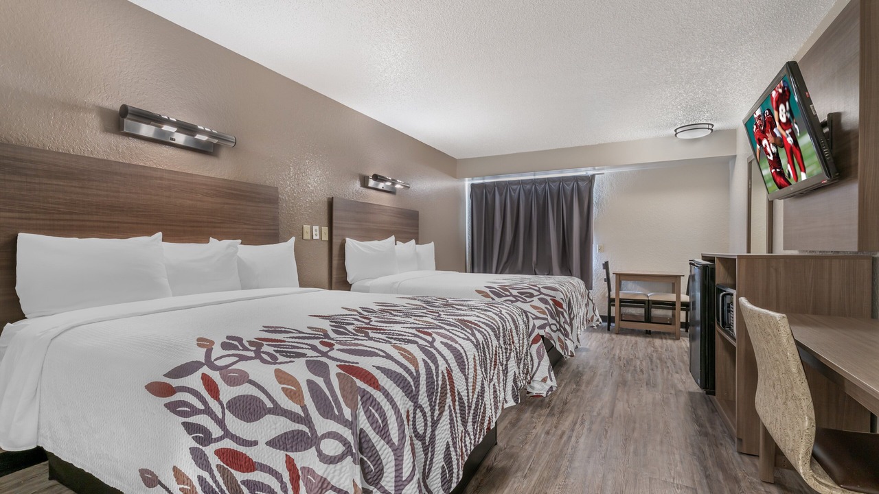Photo of Bedroom in US 290