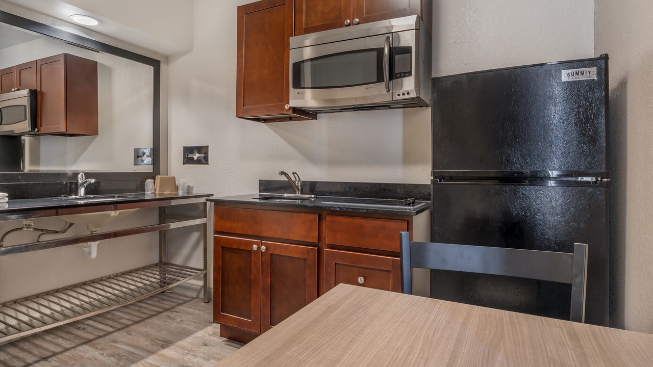 Photo of Bedroom in US 290