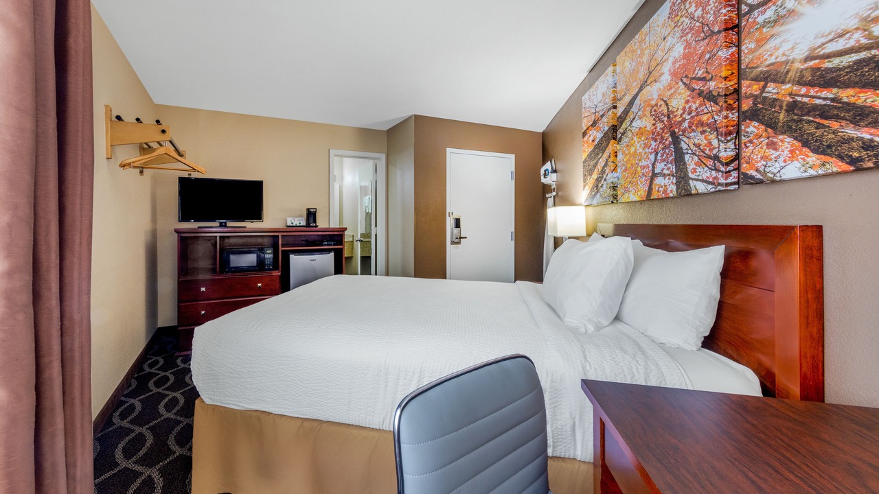 Photo of Bedroom in St. Robert
