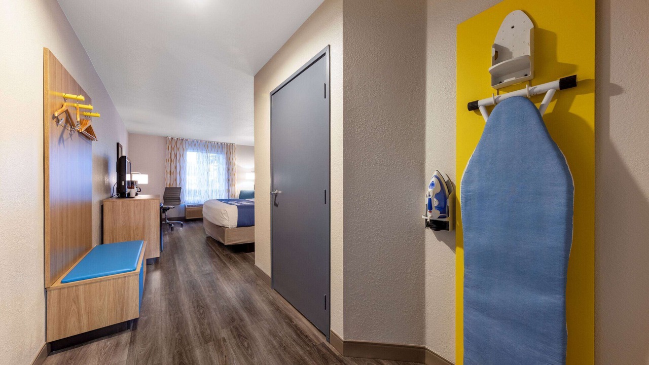 Photo of Bedroom in Lathrop