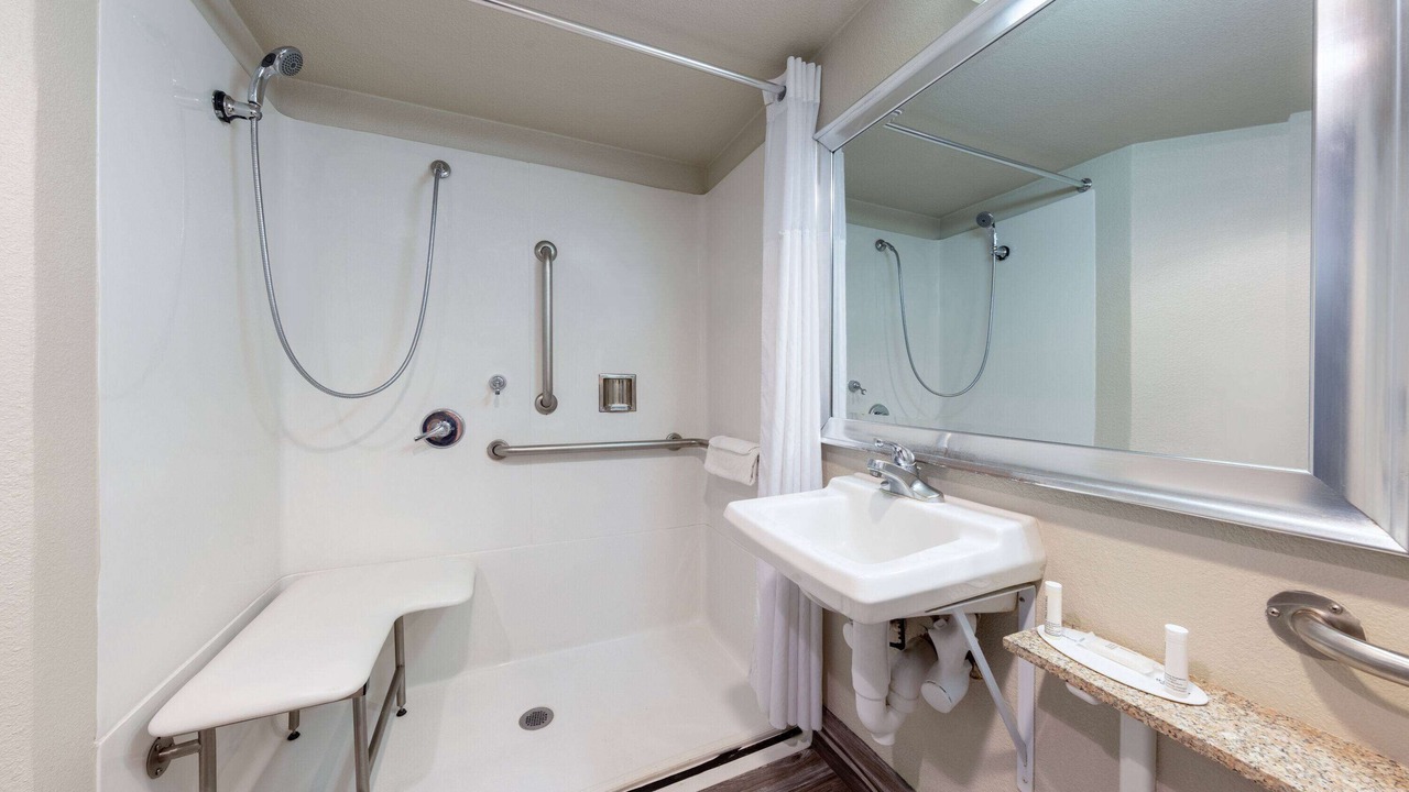 Photo of Bathroom in Lathrop