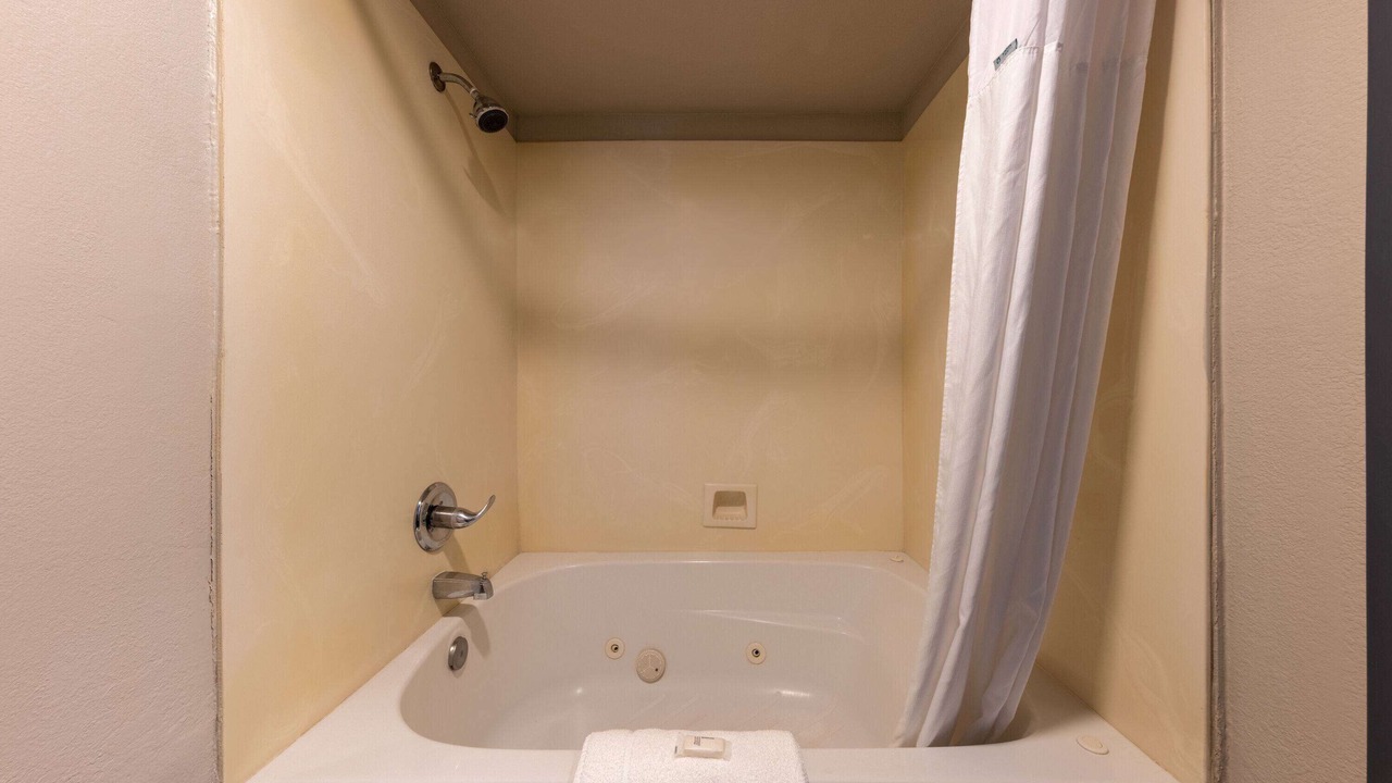 Photo of Bathroom in Lathrop