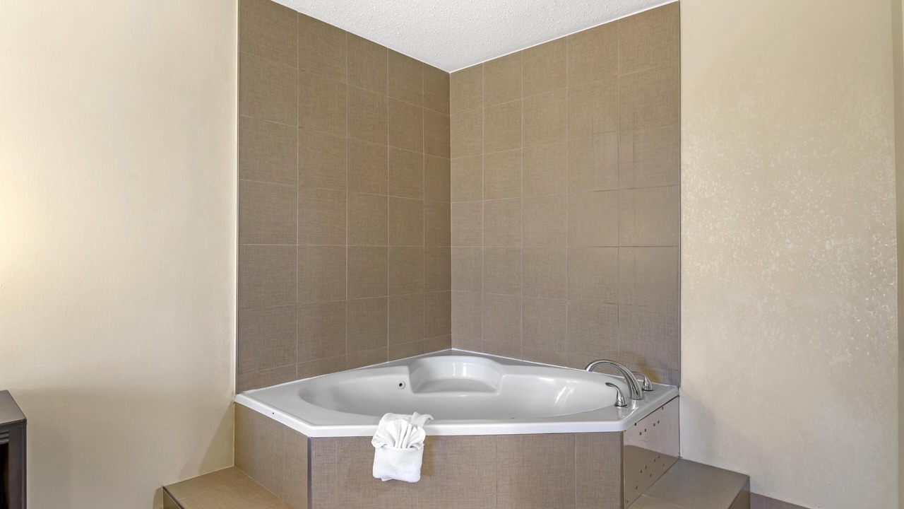 Photo of Bedroom in Pennington Bend