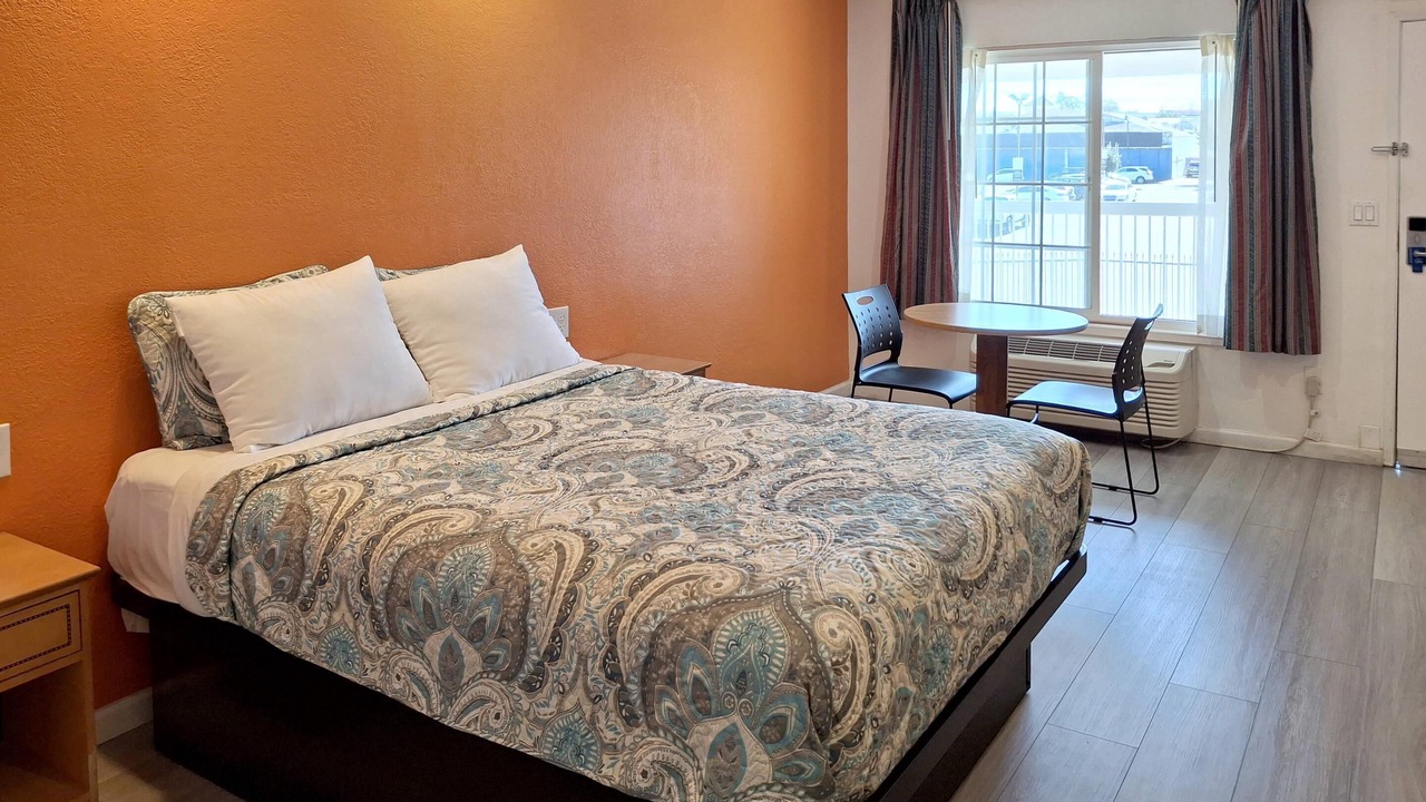 Photo of Others in West Alameda