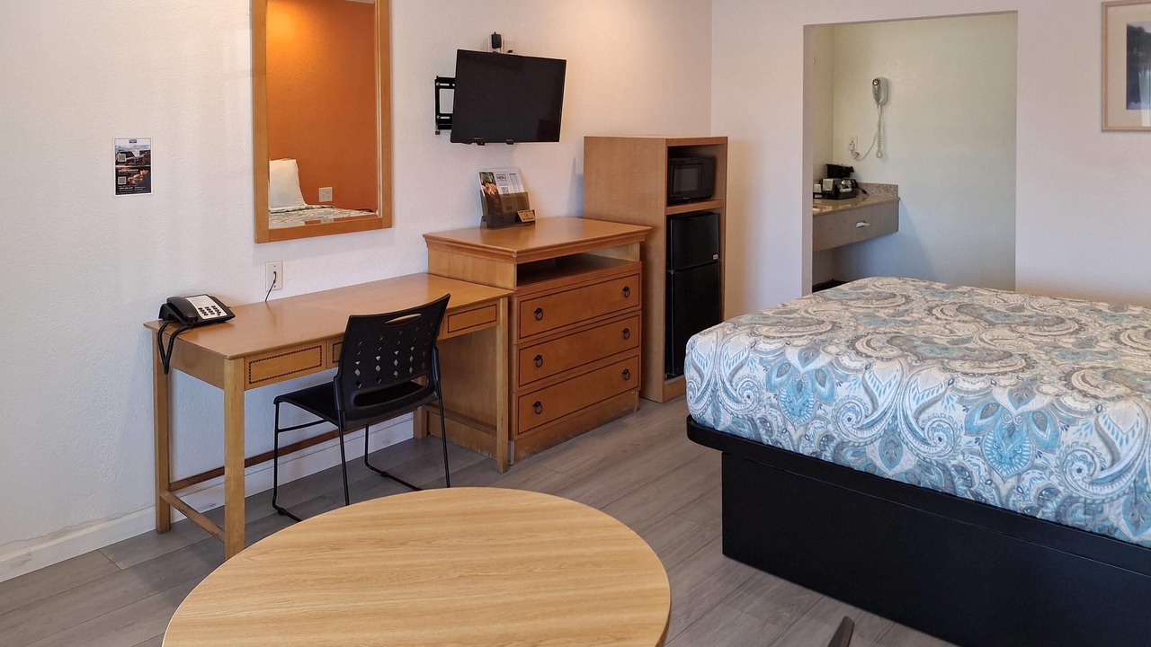 Photo of Others in West Alameda