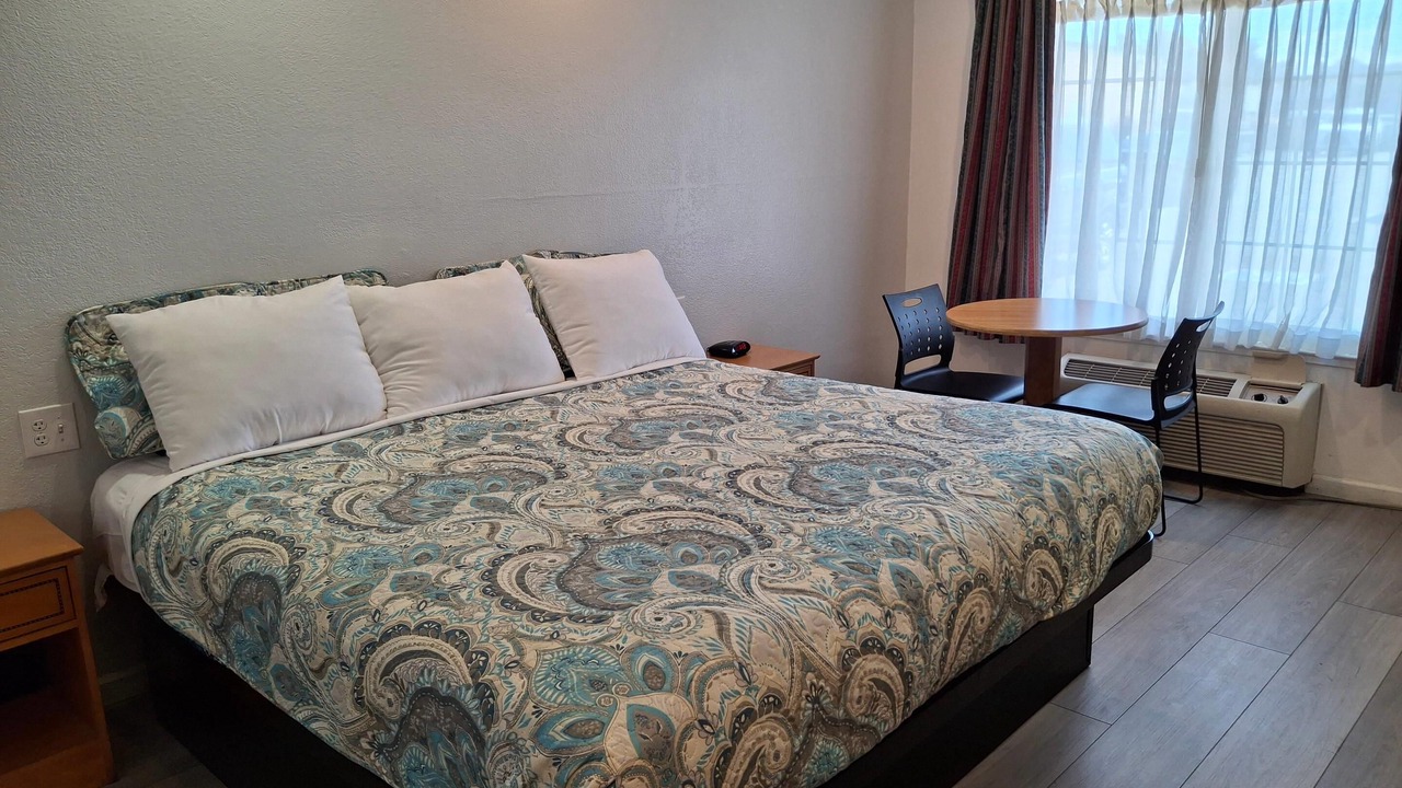 Photo of Others in West Alameda