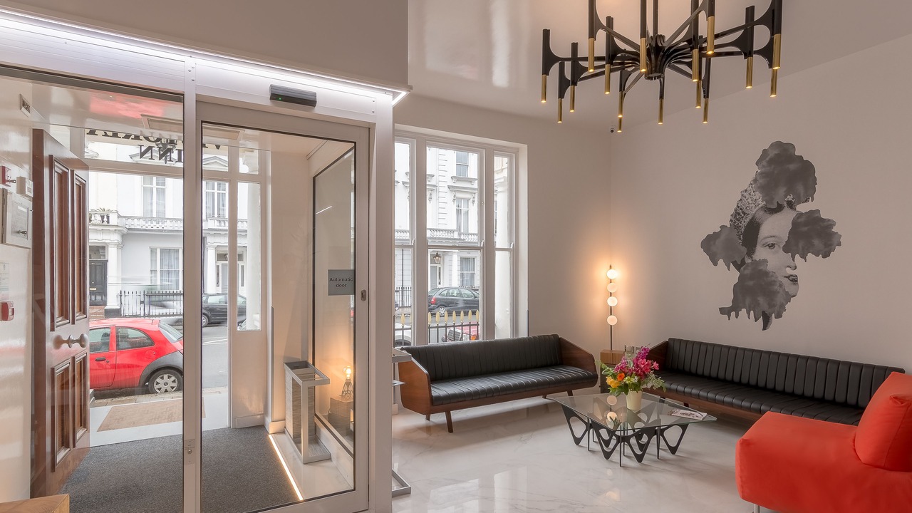 Photo of Others in Pimlico