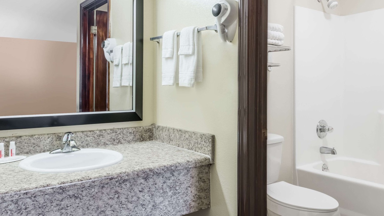 Photo of Others in Blakely