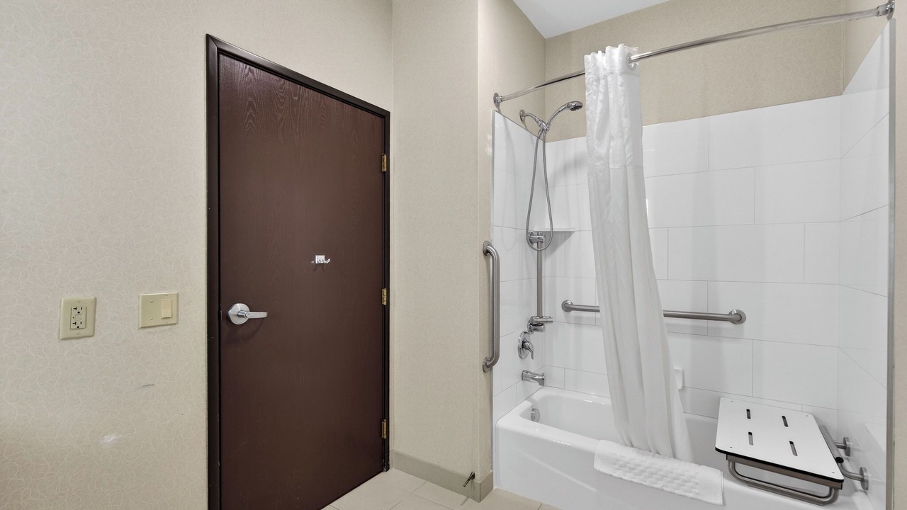Photo of Bedroom in Lehi