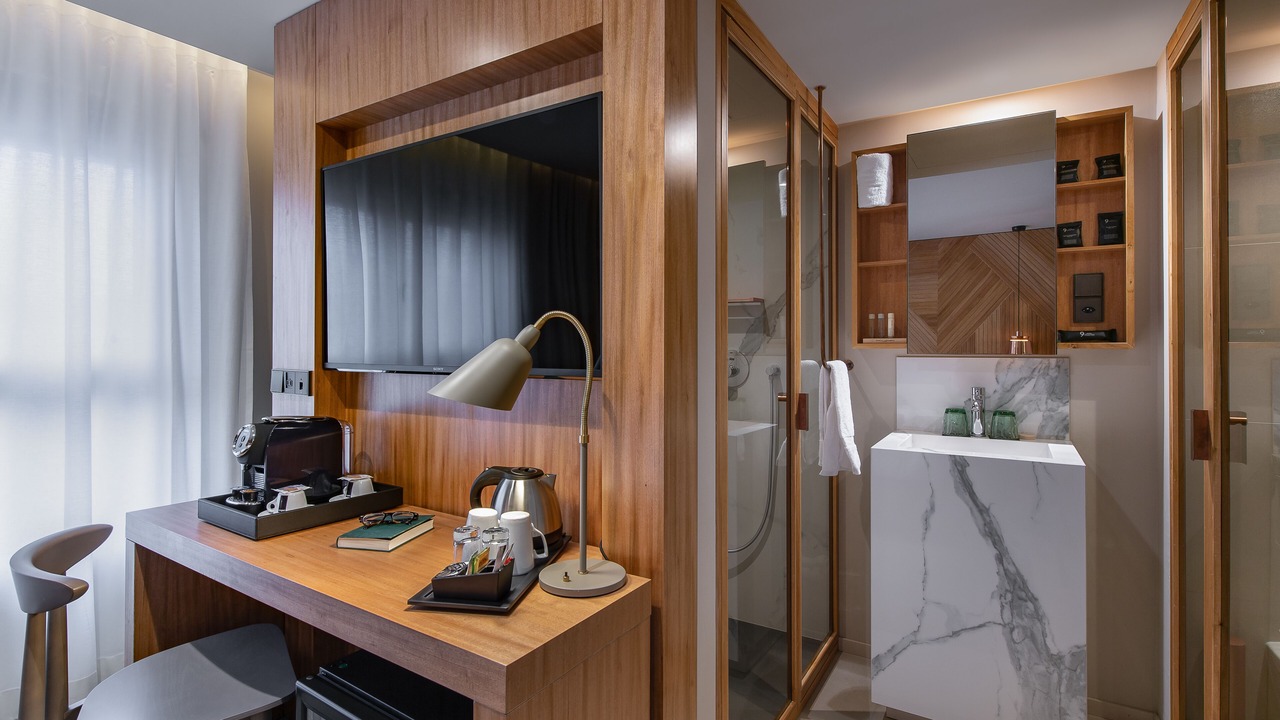 Photo of Bedroom in Downtown Geneva