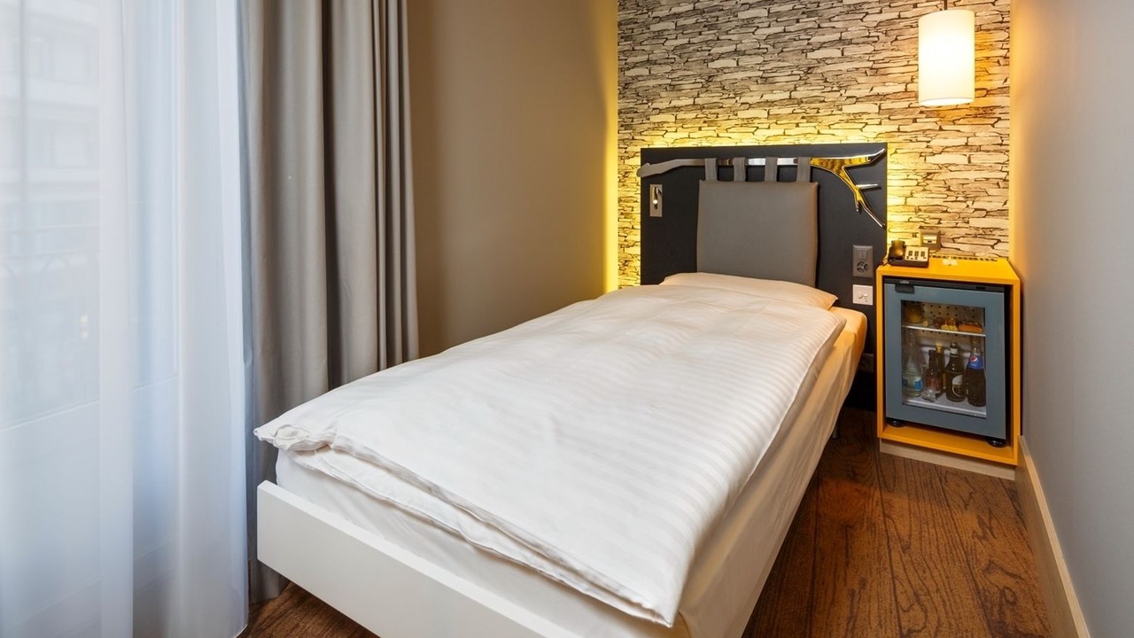 Photo of Bedroom in Lausanne Center