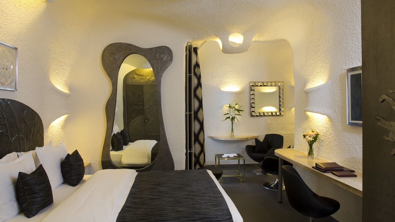 Photo of Bedroom in Geneva Old Town
