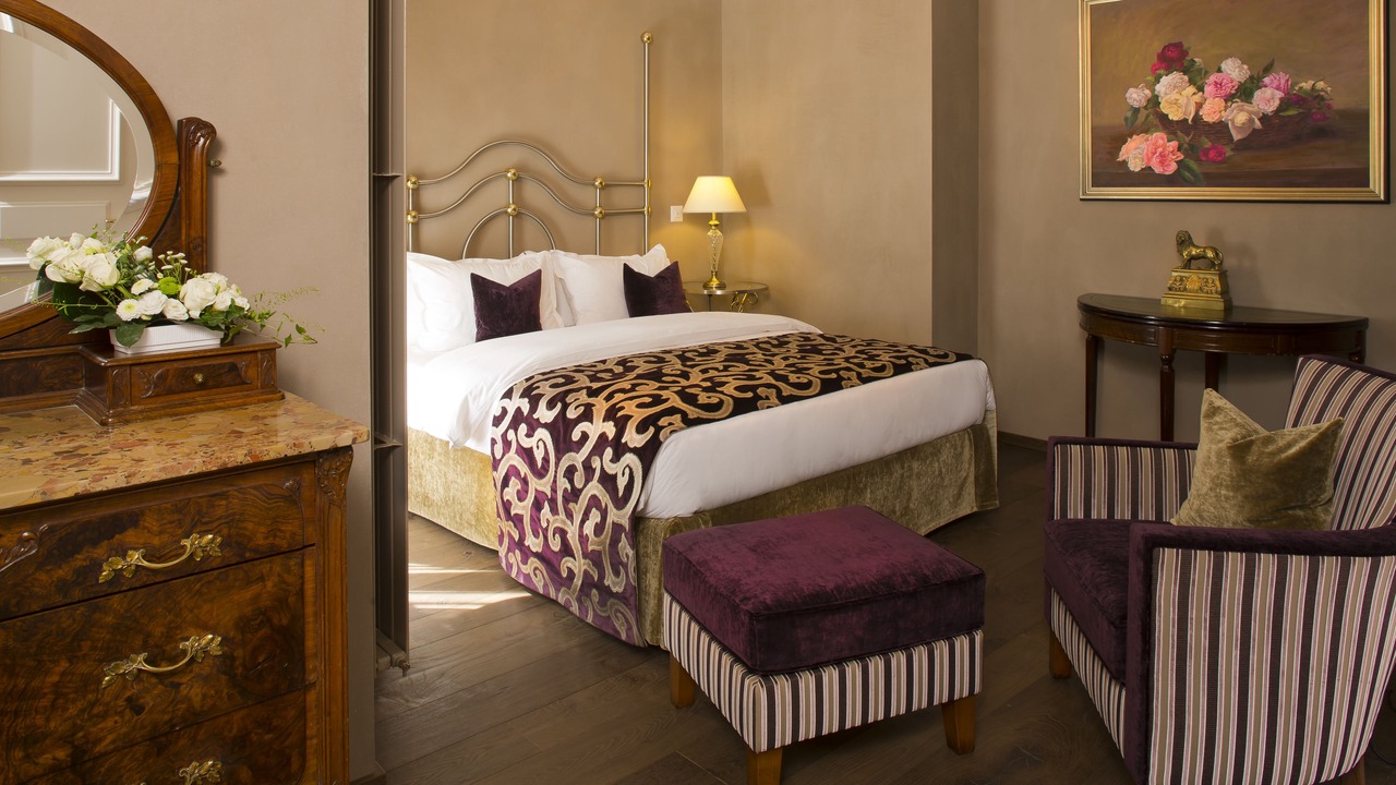 Photo of Bedroom in Geneva Old Town