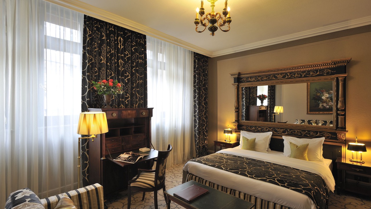 Photo of Bedroom in Geneva Old Town