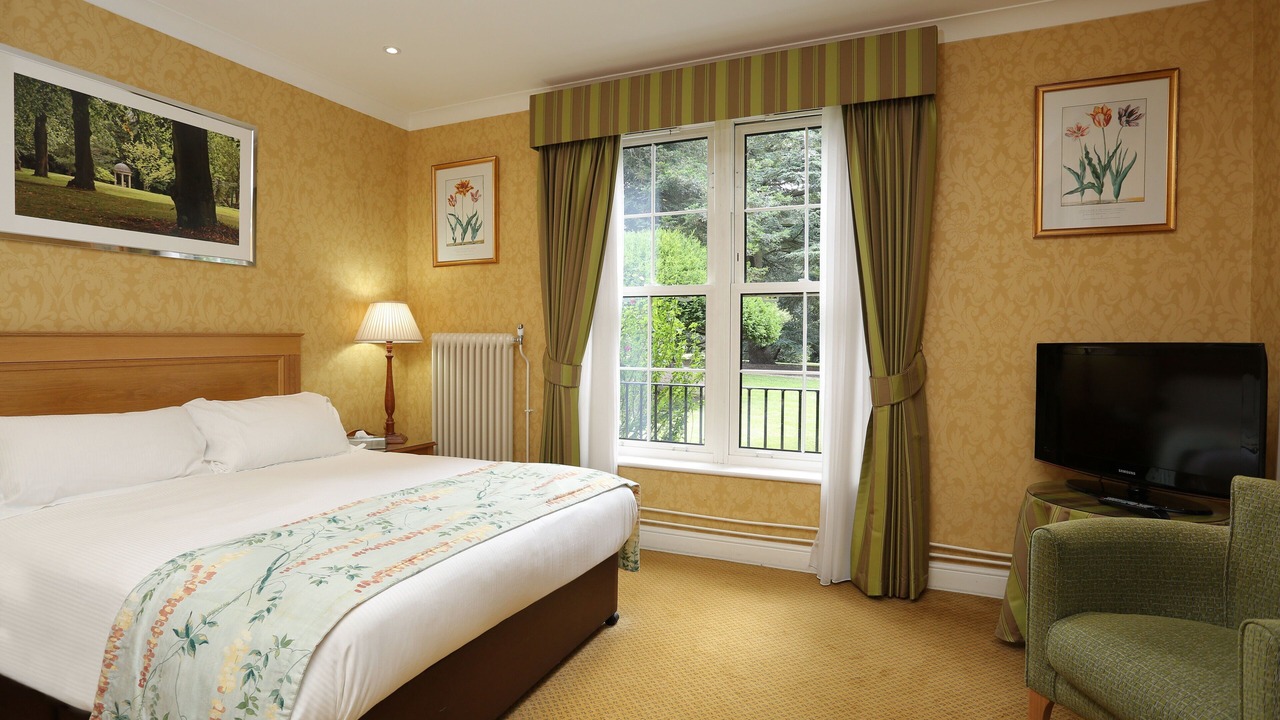 Photo of Bedroom in Hadley Wood