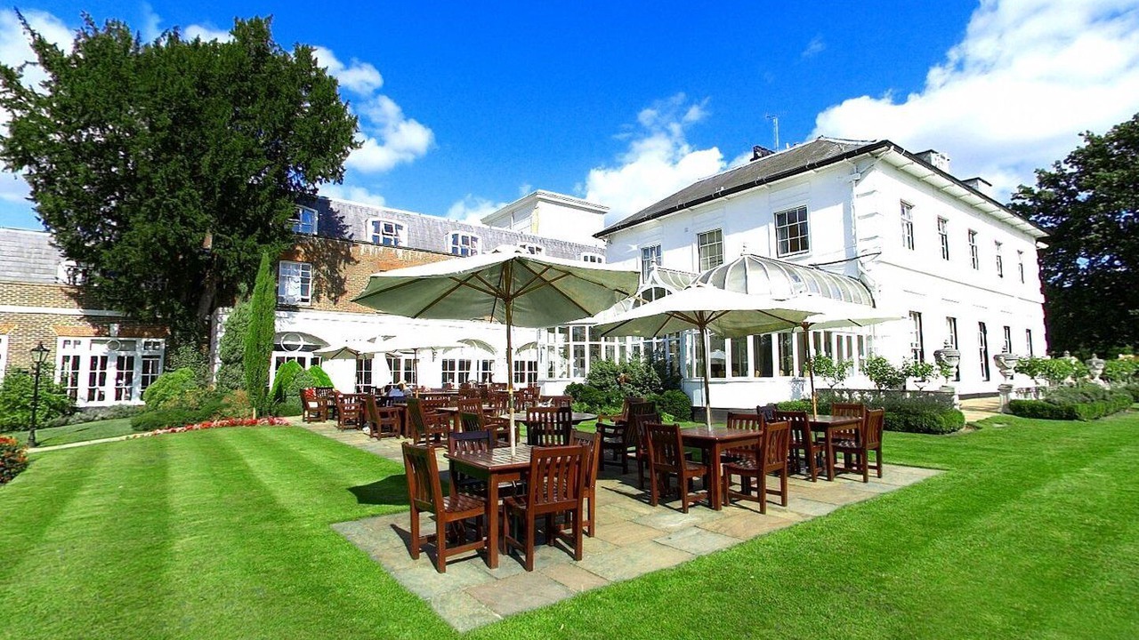 Photo of Patio Balcony in Hadley Wood
