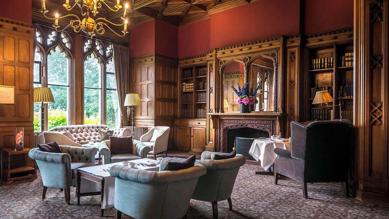 Photo of Others in Nutfield