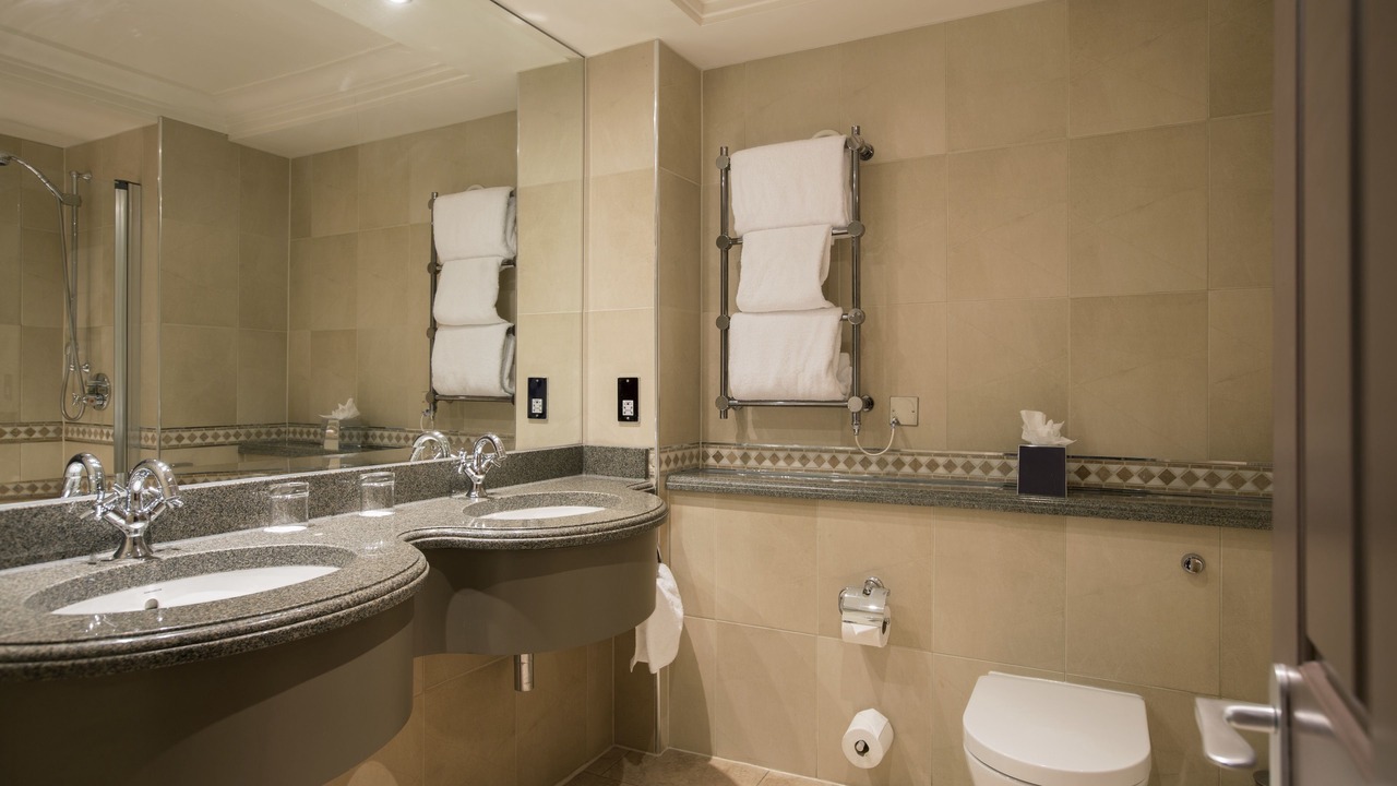 Photo of Others in Nutfield