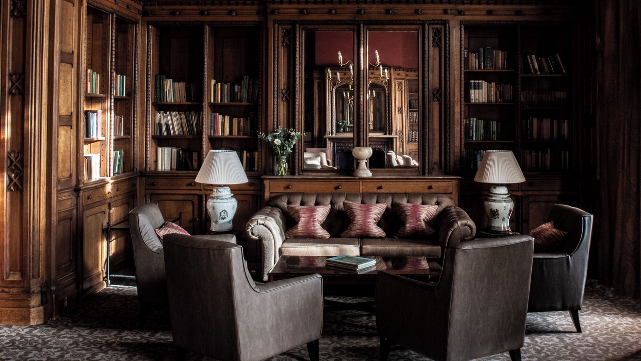 Photo of Others in Nutfield