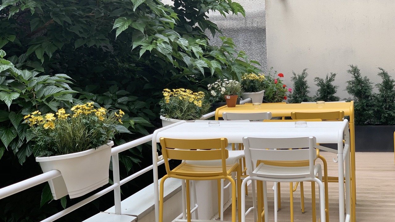 Photo of Patio Balcony in Quartier des Grandes-Carrieres