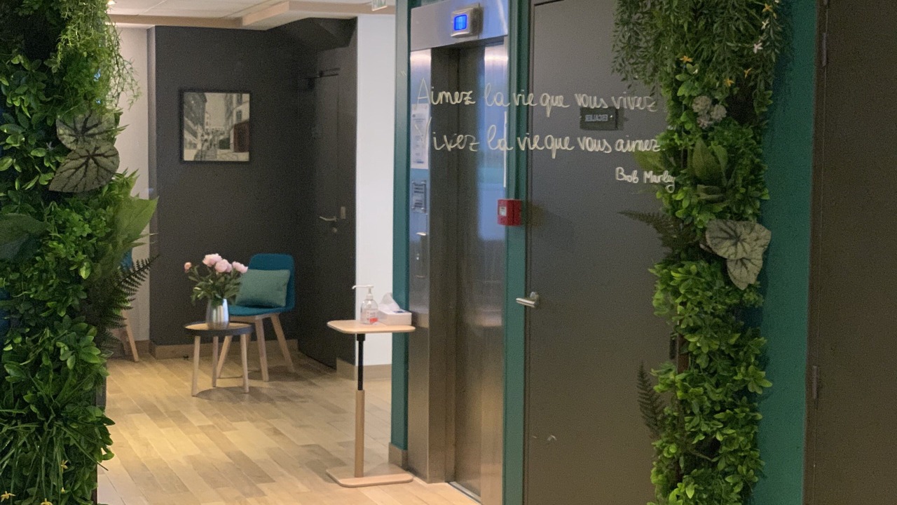 Photo of Outdoor in Quartier des Grandes-Carrieres
