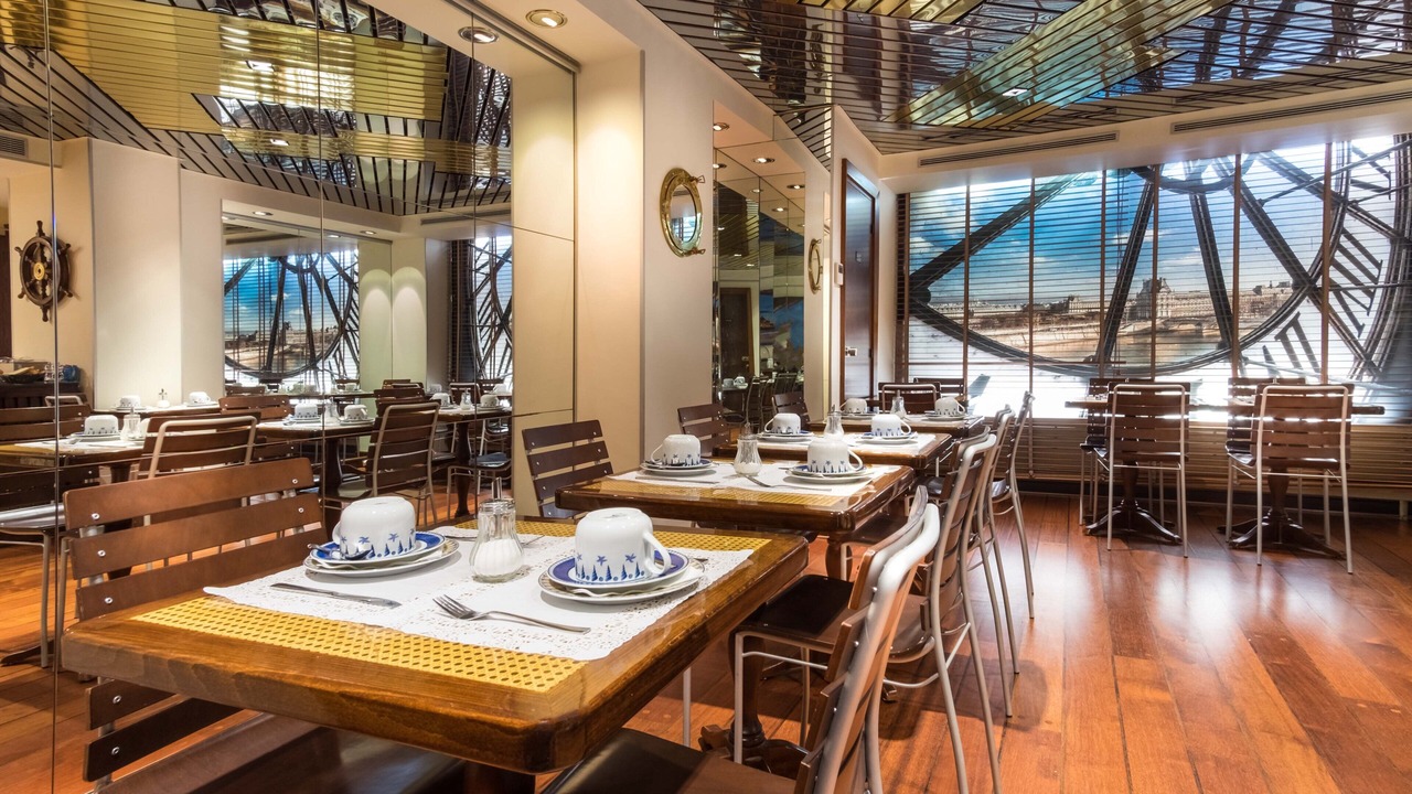 Photo of Others in Montparnasse