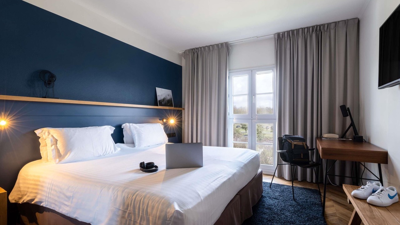 Photo of Bedroom in Vineuil-Saint-Firmin