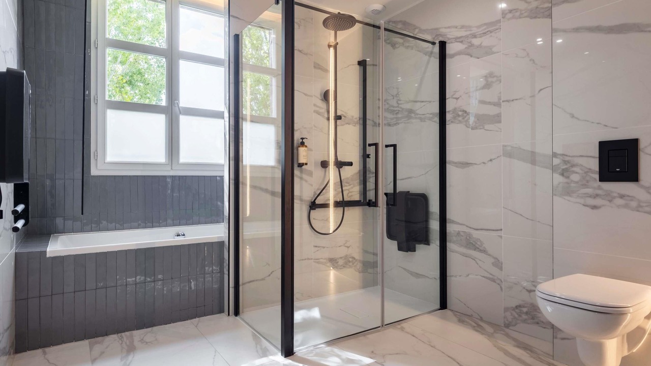 Photo of Bedroom in Vineuil-Saint-Firmin