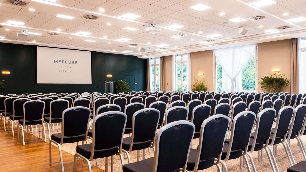 Photo of Others in Vineuil-Saint-Firmin