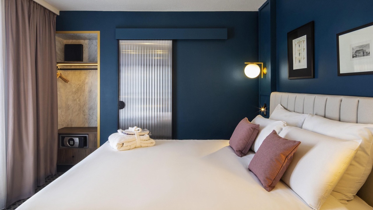 Photo of Bedroom in Notre-Dame