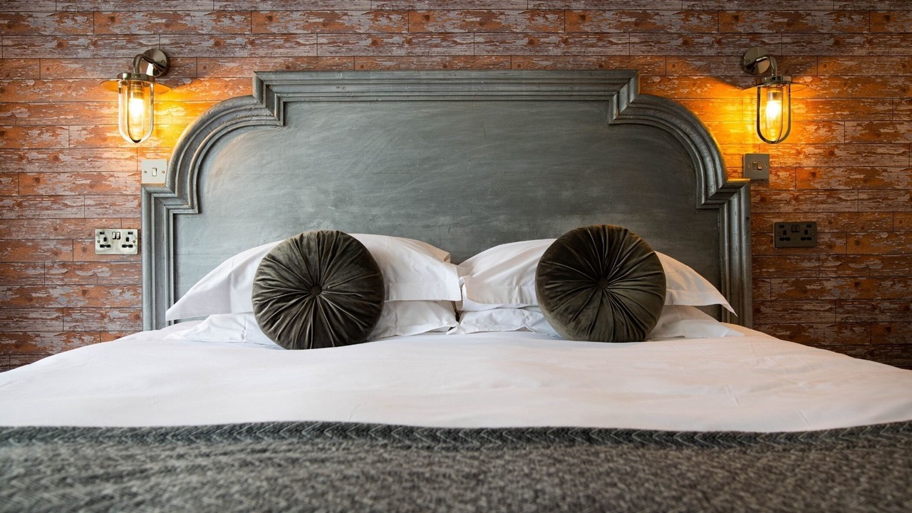 Photo of Bedroom in Pangbourne