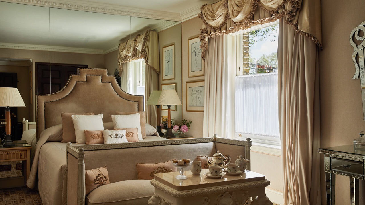 Photo of Bedroom in Brompton & Hans Town